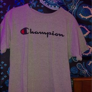 Champion T-Shirt Size Medium